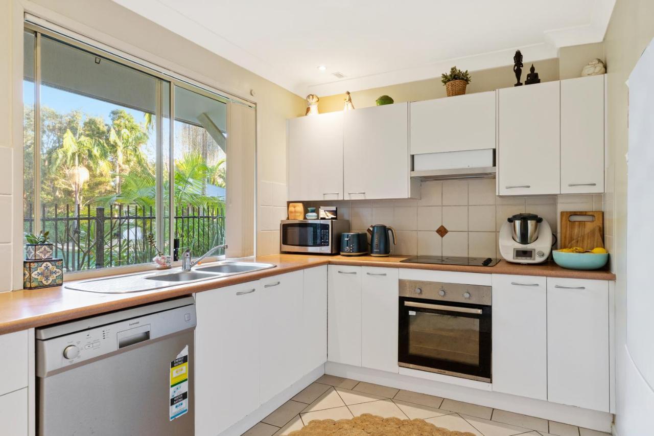 Treetops Lakeside Apartments Byron Bay Kültér fotó